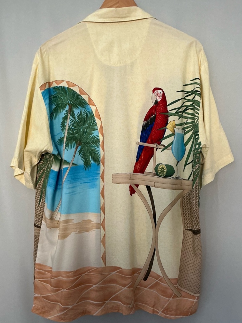 Tori Richard Men's Hawaiian Shirt Size L